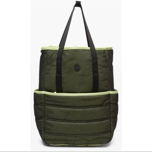 Lululemon Dash All Day Backpack in Black/Lemon Vibe